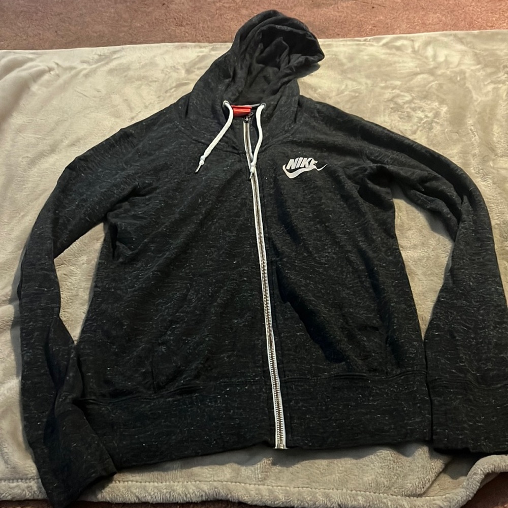 Women’s Nike zip up hoodie size large